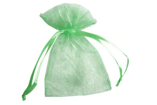 100 Organza zakje Mint 7.5 x 10 cm