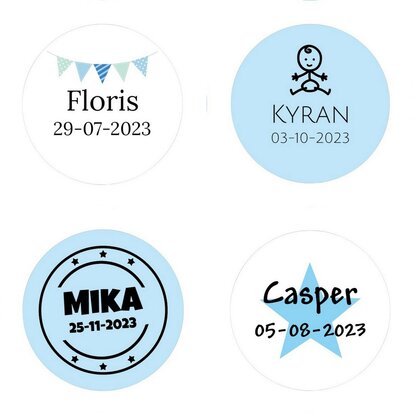 Geboortebedankjes blauwe papfles sticker naam en geboortedatum